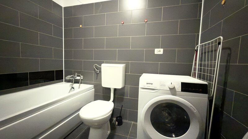 Ilfov 2 camere decomandat, mobilat complet, 49 mp, metrou 12 min